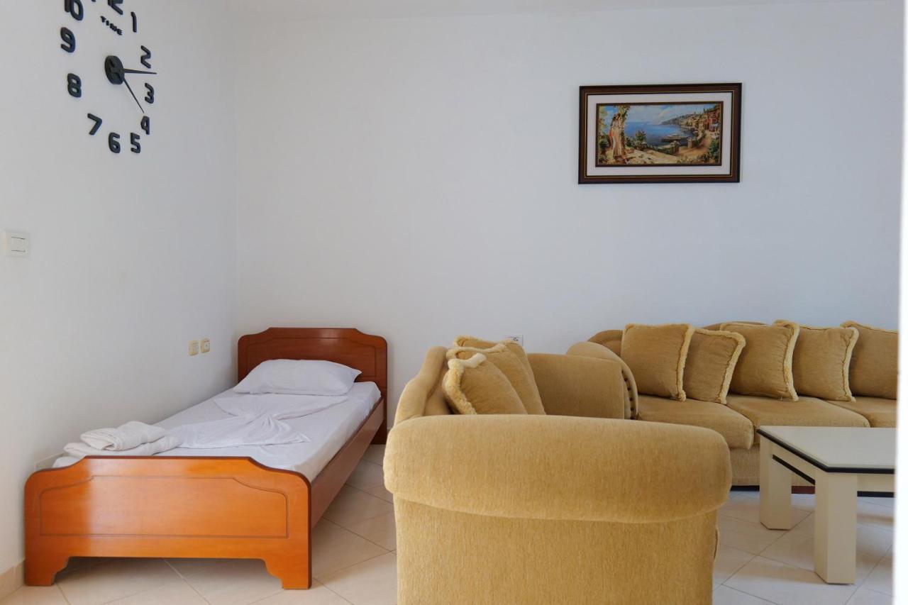 Vila Fredi Ksamil Dış mekan fotoğraf