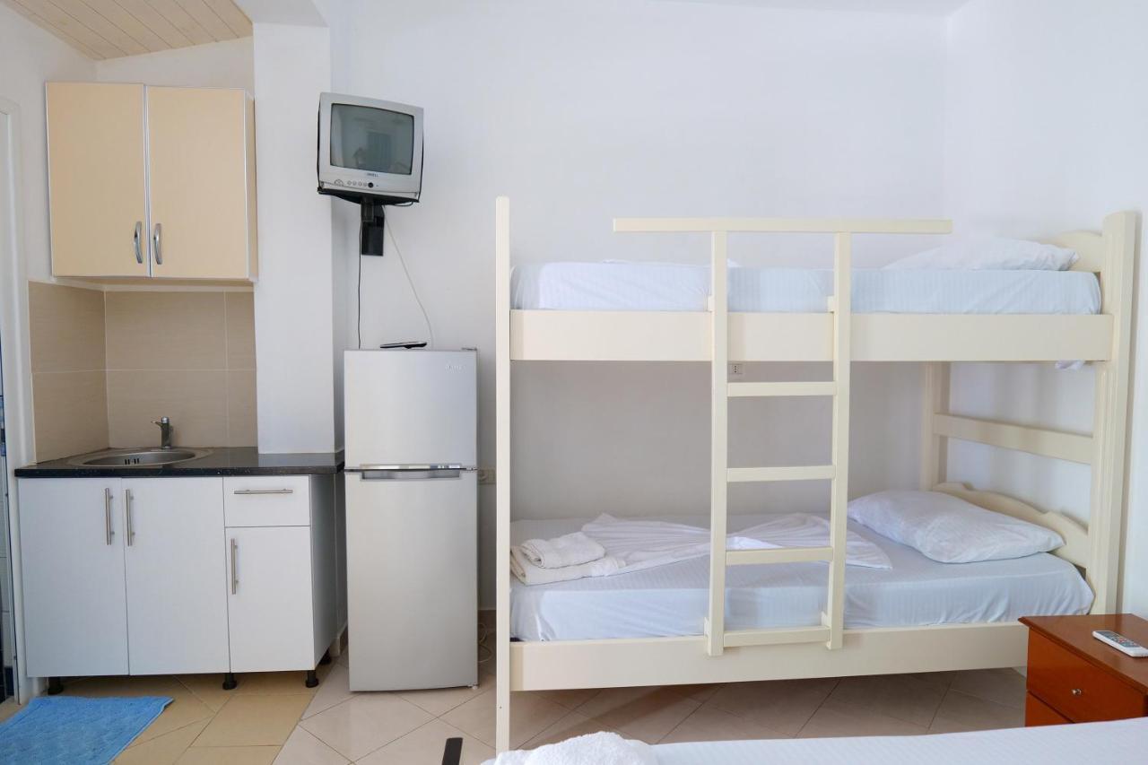 Vila Fredi Ksamil Dış mekan fotoğraf