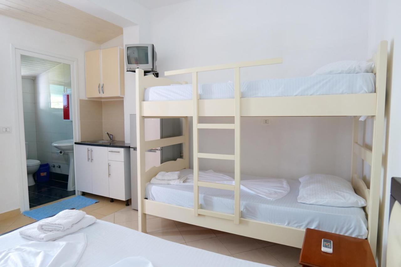 Vila Fredi Ksamil Dış mekan fotoğraf